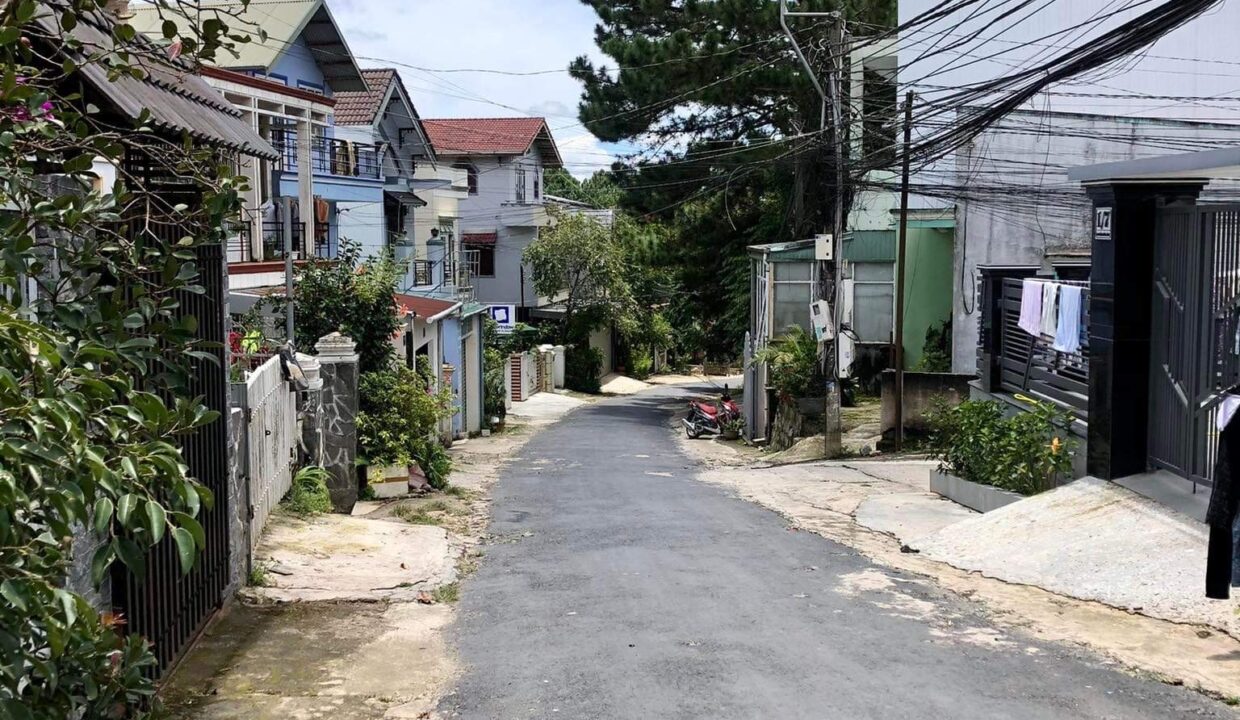 bán nhà Đường Nguyễn Hữu Cảnh (2)