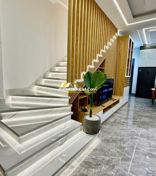 Bán nhà mặt tiền Cổ Loa Đà Lạt (30)