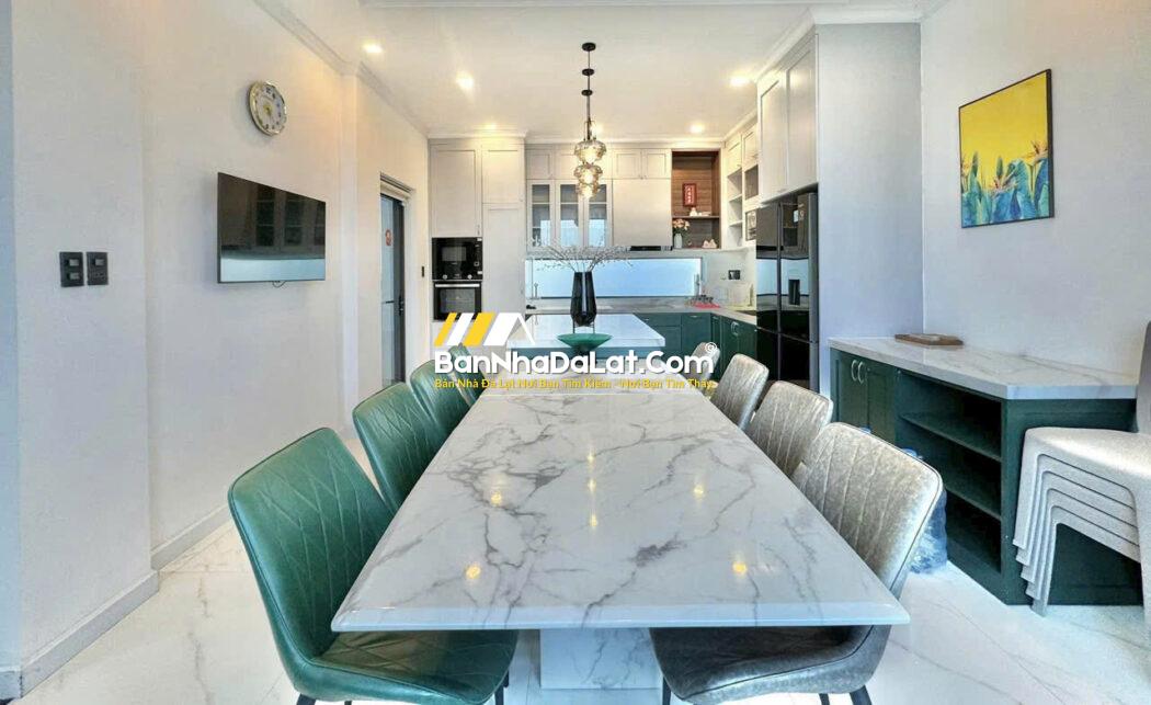 Z6701411197104_908759e45ce8799973f2bd4604c32c97133943374761134189