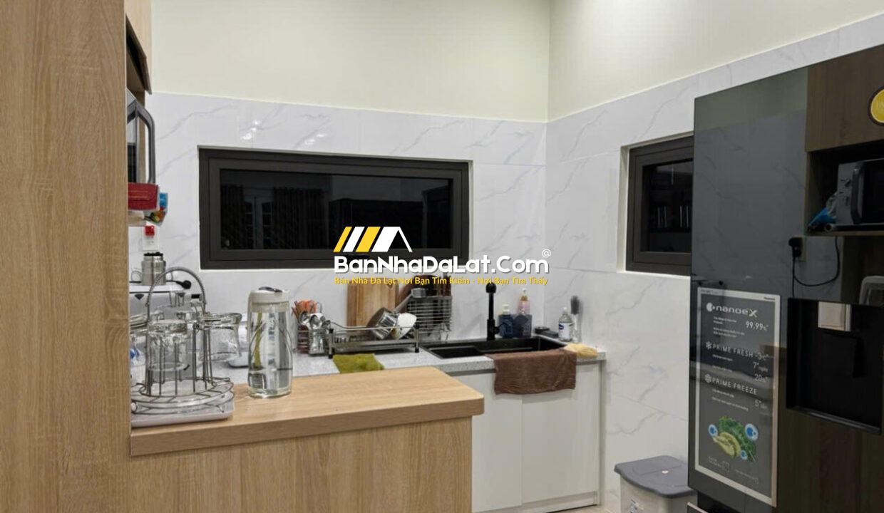 Z6840744993008_67c9b24276015438192d9a4ff297841f133979655814061293