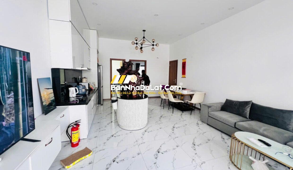 z6856397876800_105cbfd26845ef3a541a0837472e9380