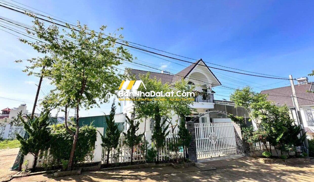 Z6705061813871_013_c5227848fff9c8255c8cec99950ec686133945357797988346