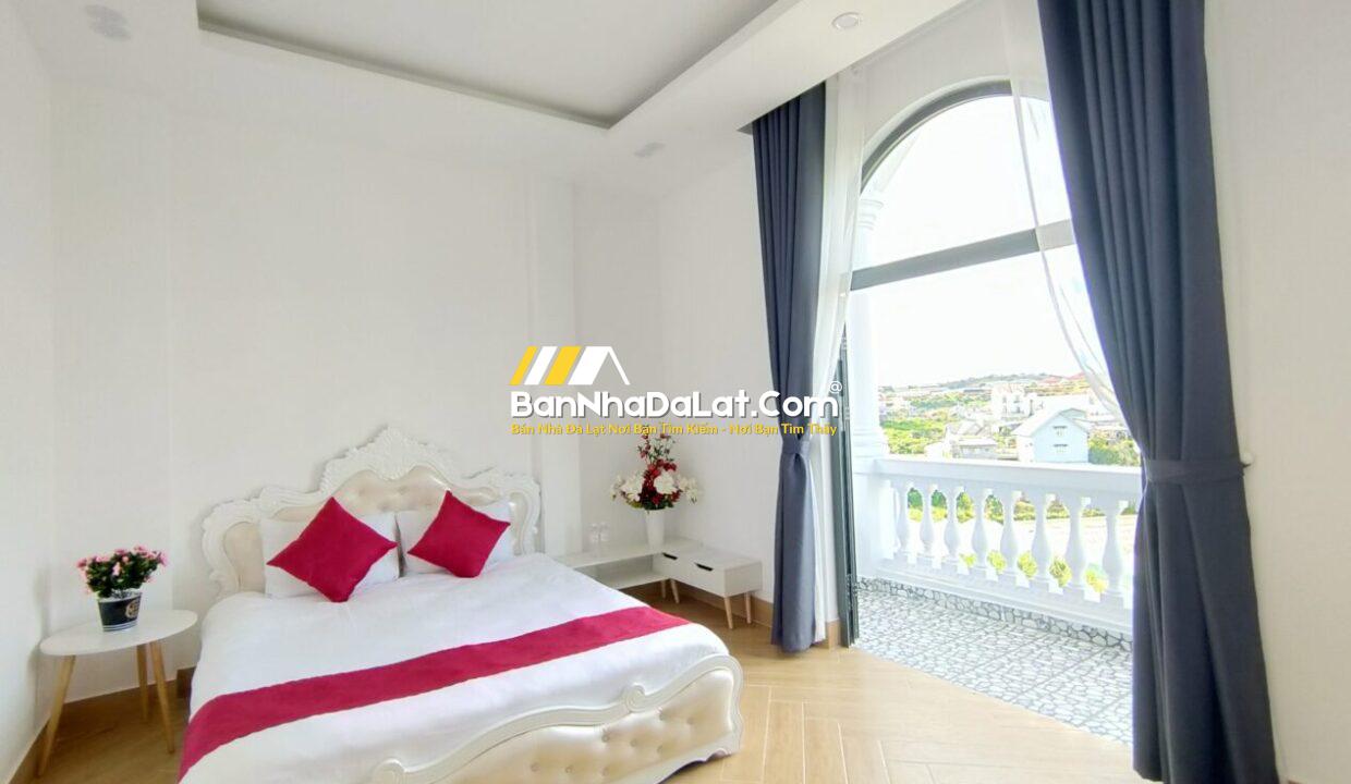 Z6816039098826_5c12eea0e57bcd038011065e95bb6b9d133972806117452108