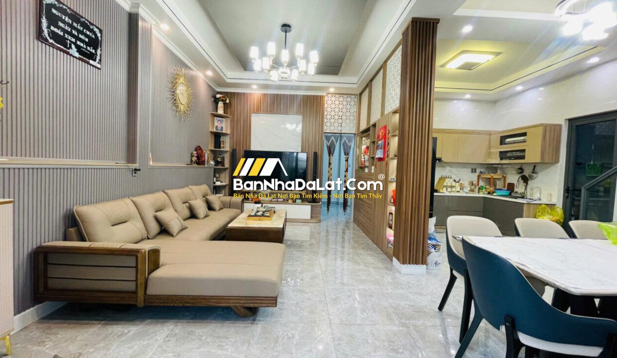 Z6839450251052_dd7c7d42c1713d4f0487fed3ba7705e8133979005168944867