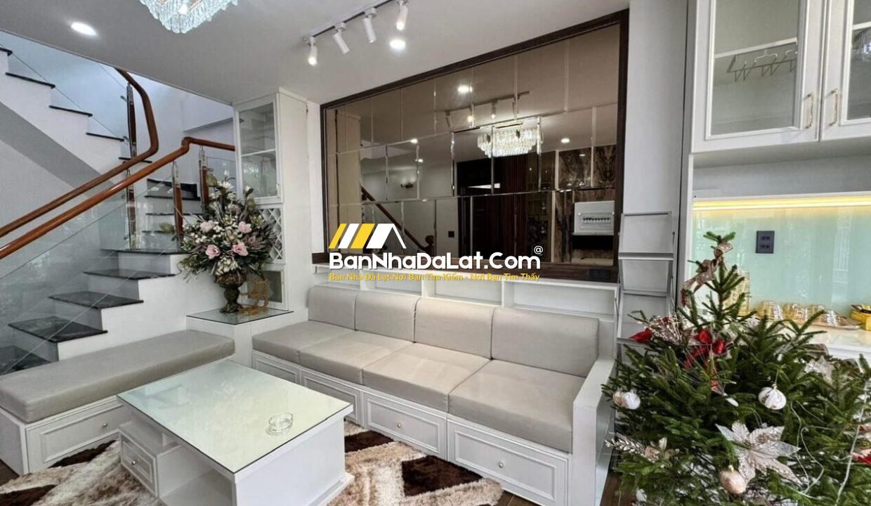 Z6859391279440_3cc454adaf4d2a0e9078dda03832510f133984214743205654