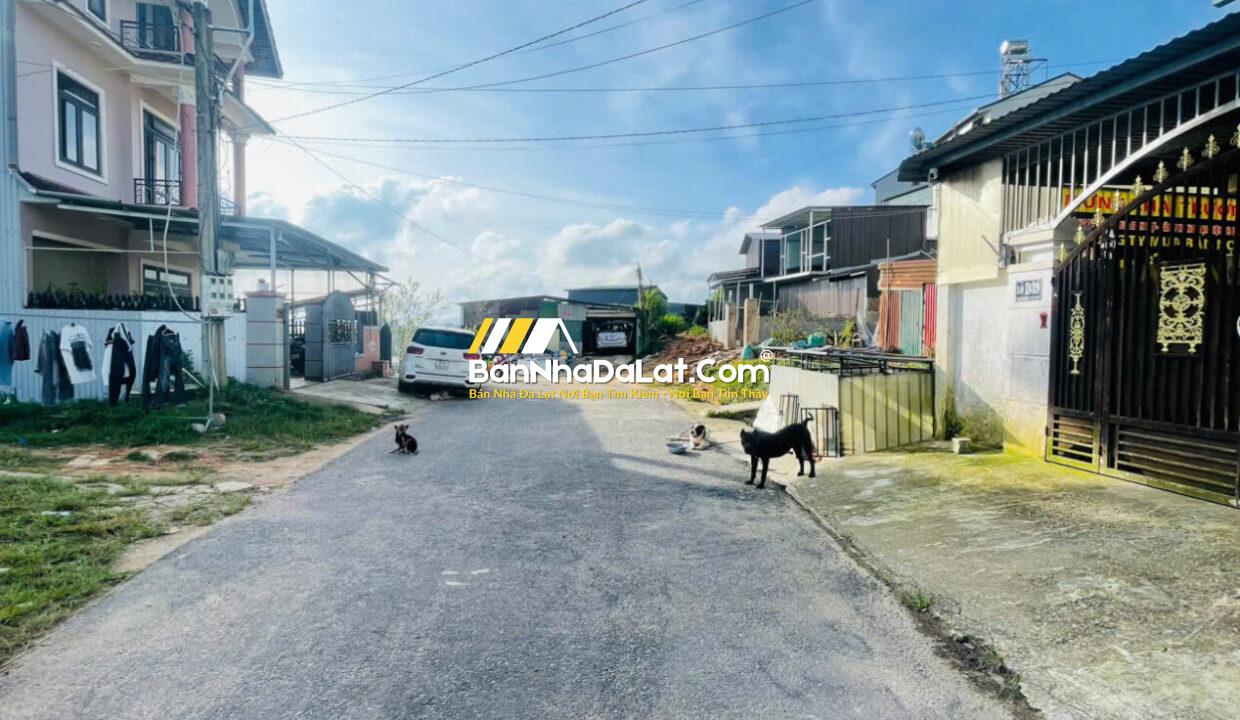 Z6872026904032_8a01b17be66645ae6fd28084f7e0aee0133987639444354879