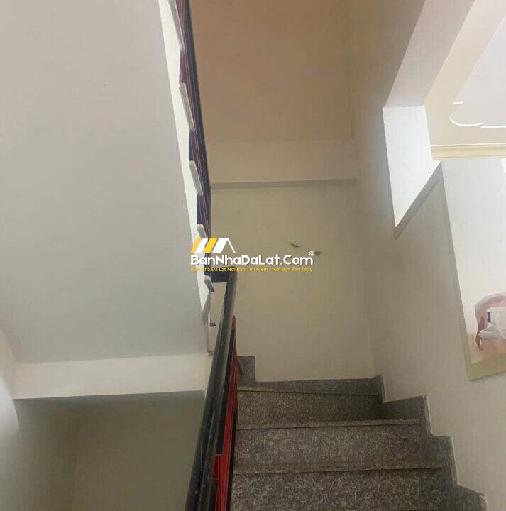 Z6902563605207_d313e45fcb0d2a936e0d50f9aac2ee56133995428928061253