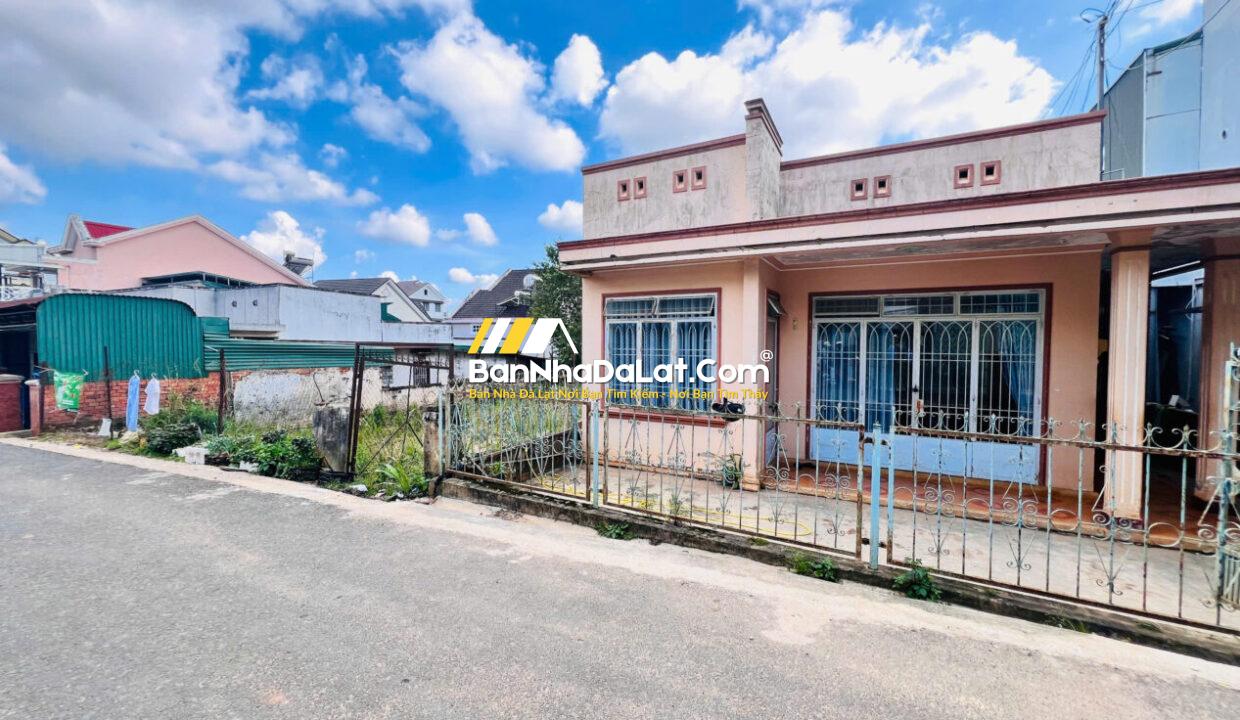 z6872753076089_01d96ce90c386a97219270a5735edac8