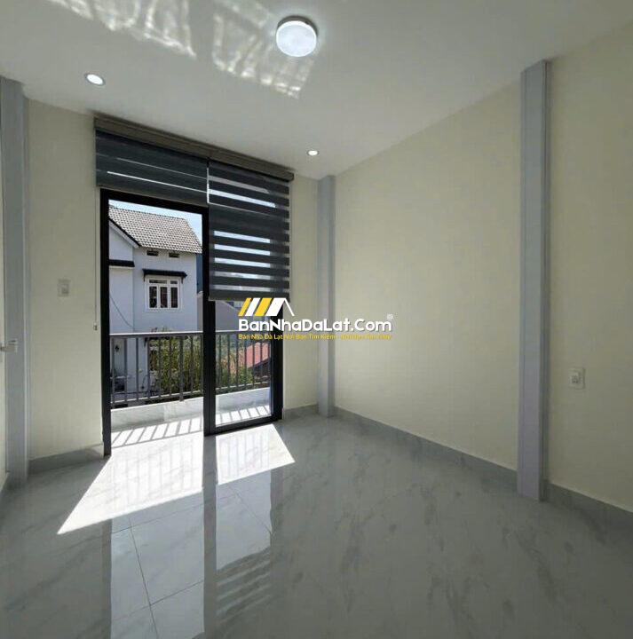 z6879920062378_6308649939661ee634b364871ce93834