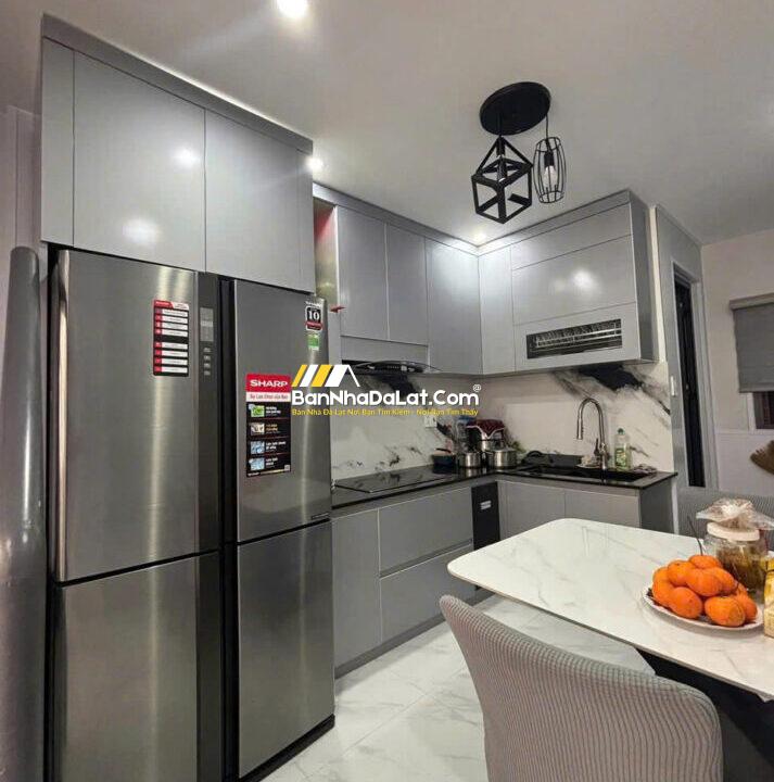 z6879920068530_97aed2384260d0972a09756260763229