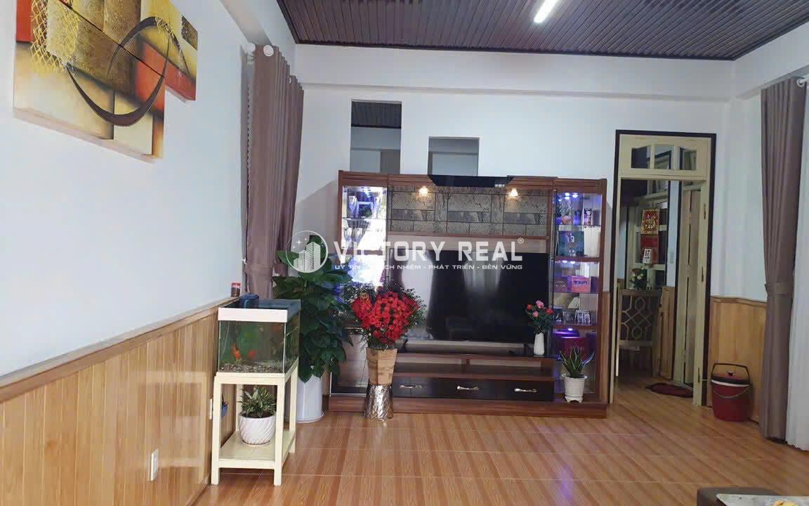 Z6792935412853_b460db458807932a2e45f41678cef107133966750391084832