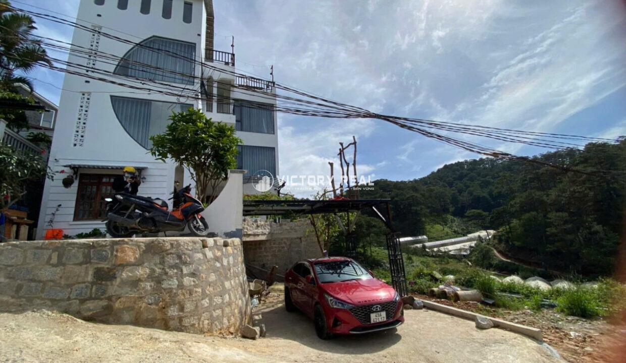 Z6586921362060_86b1d5e064065d4c967ad48a12d19556133913232224760915