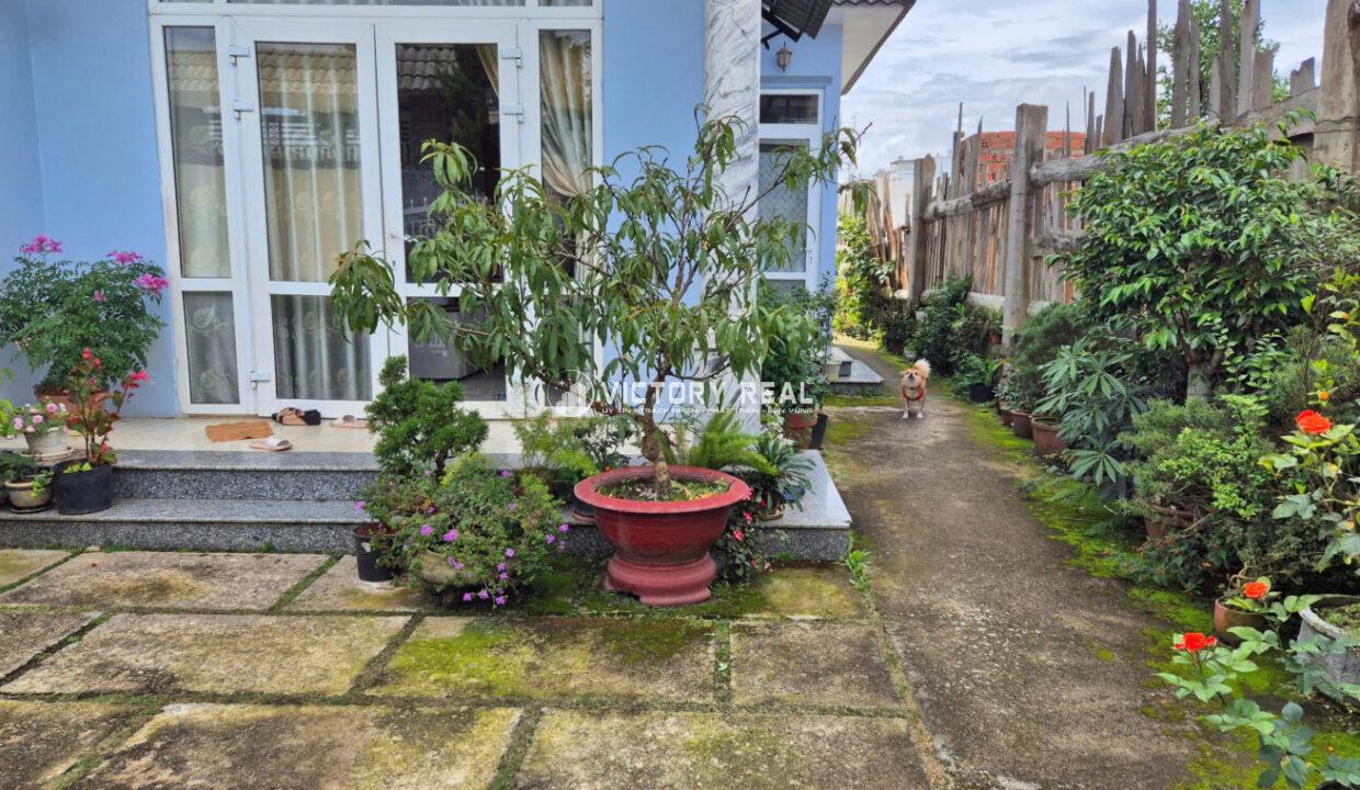 Z6738576155853_52d4ed81d6410a2301a4bf8e235fe29a133952483478655573