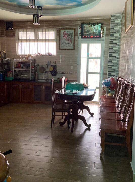 Z7073490107432_ea137606a0fe58b73123b1350157c74d134038660276185485