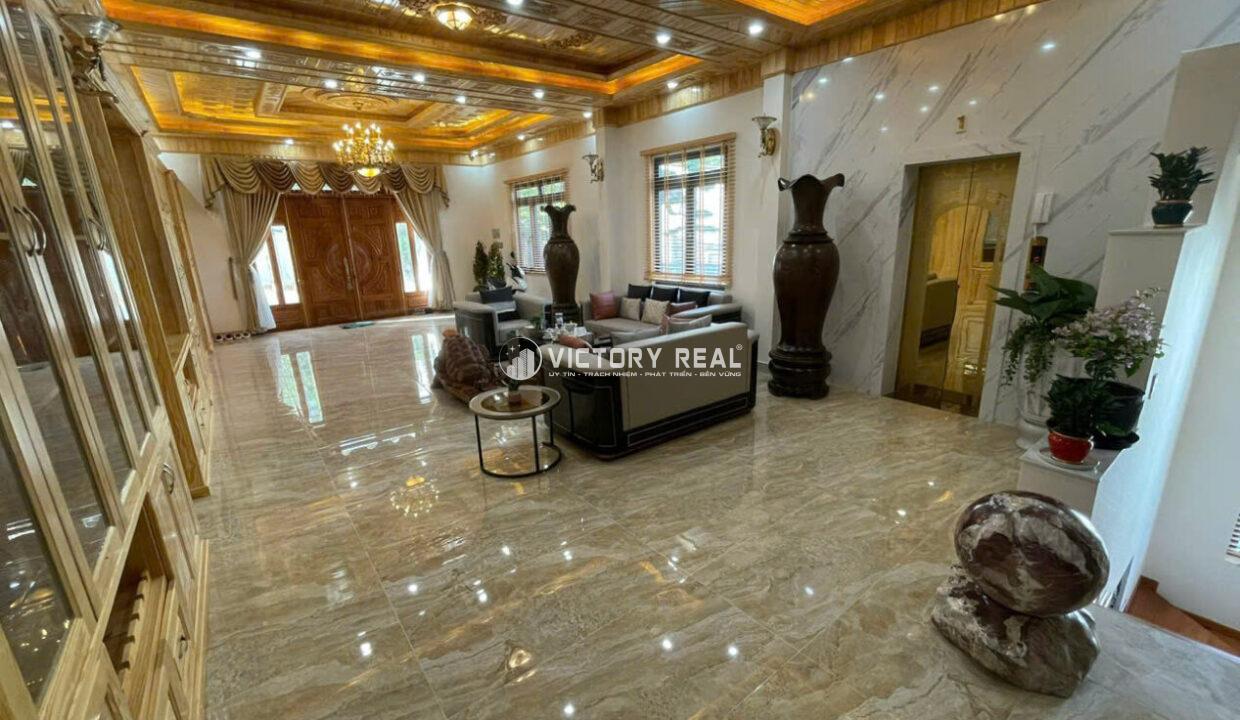 Z7153381576175_af3fe4e73468732b85ab246d5476389a134058442951633186