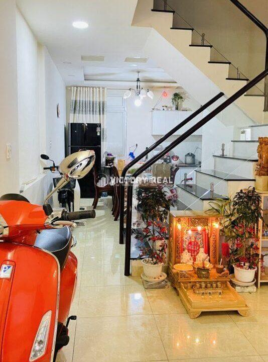 z7166850796723_55a8def420d2882b8a477e7f6c31313c