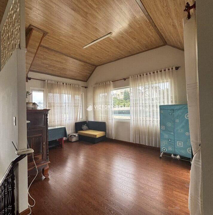 Z5927312125714_279e60275bc8fa400088f64c01f11aa2133903072220876364