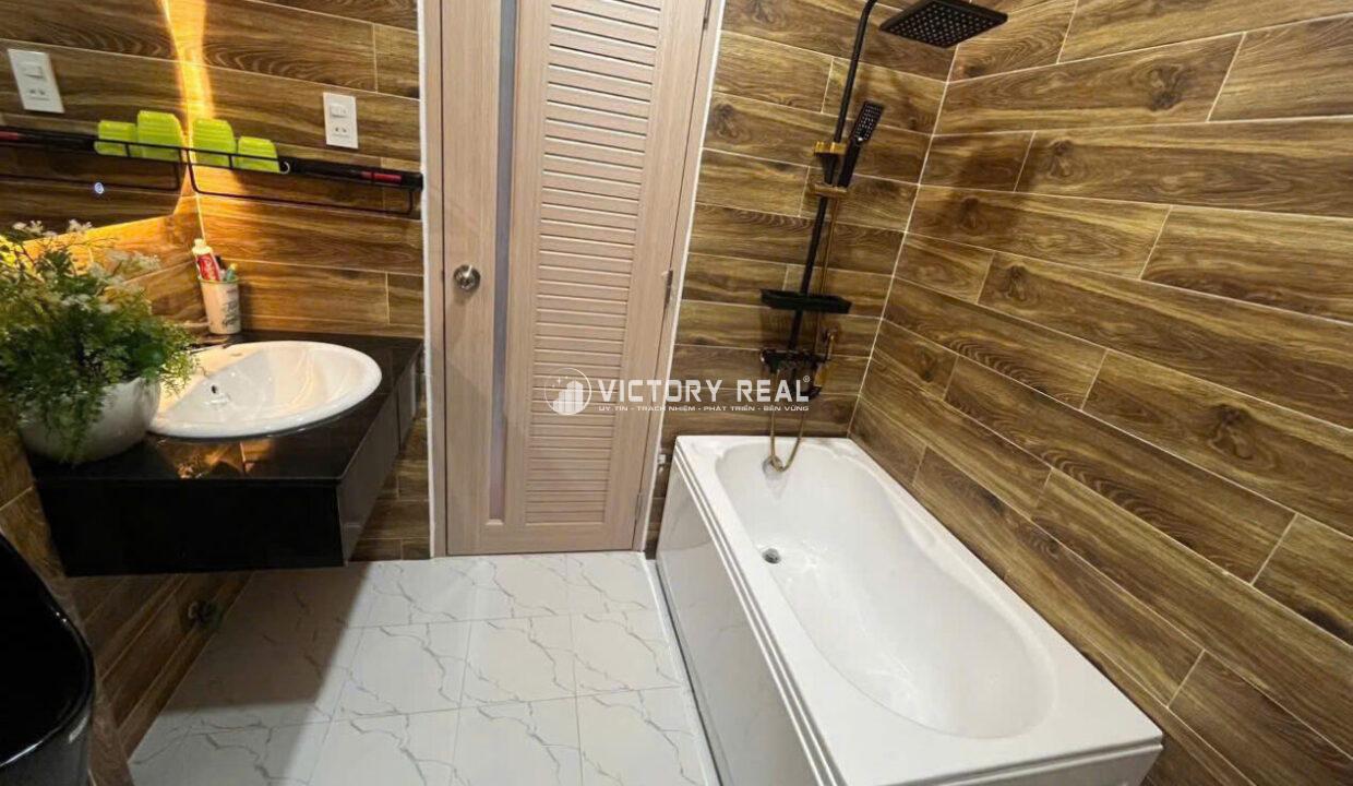 Z6720179589778_3426fdbe93eefa25653eca91cbe0e680133947775173575025