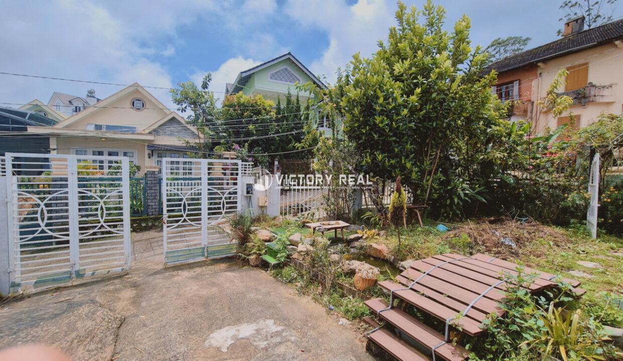 Z6806545702679_0e1d23358aaba89749dc69ad512157a8133970366917676925