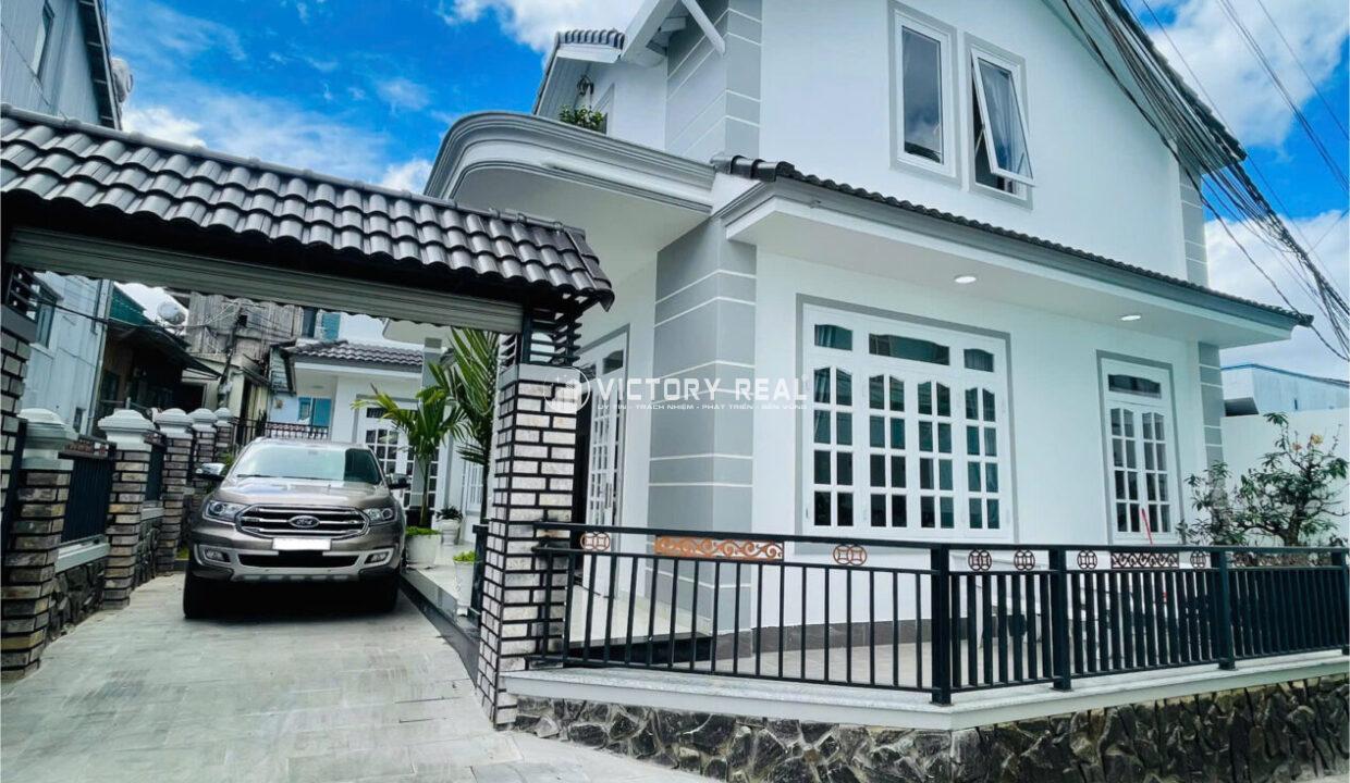 Z6836650704858_5cdb9a3fbb48675ba7c802ffc8b4c9ce133978203707554541