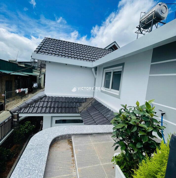 Z6836651160181_0303a90c16d8d57f30b8b9f59010cee8133978203807246053