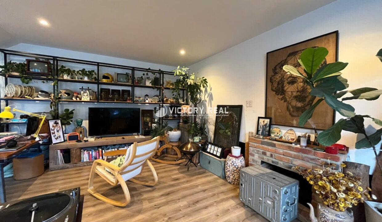 Z6861803496983_6b69ba34ea2be41910f19ae6b714f815133984913488601055