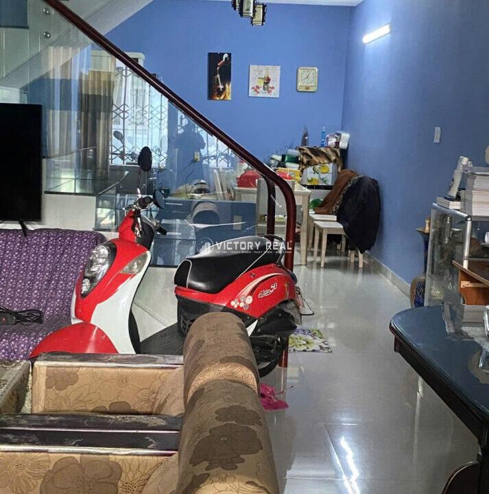 Z6899709222511_bdd670d15b43336c0bdc48facdde4122133994655031814328