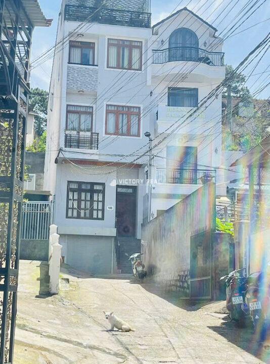 Z7060941054706_1233161c0ef161114fad2942218bbadb134035870111166399