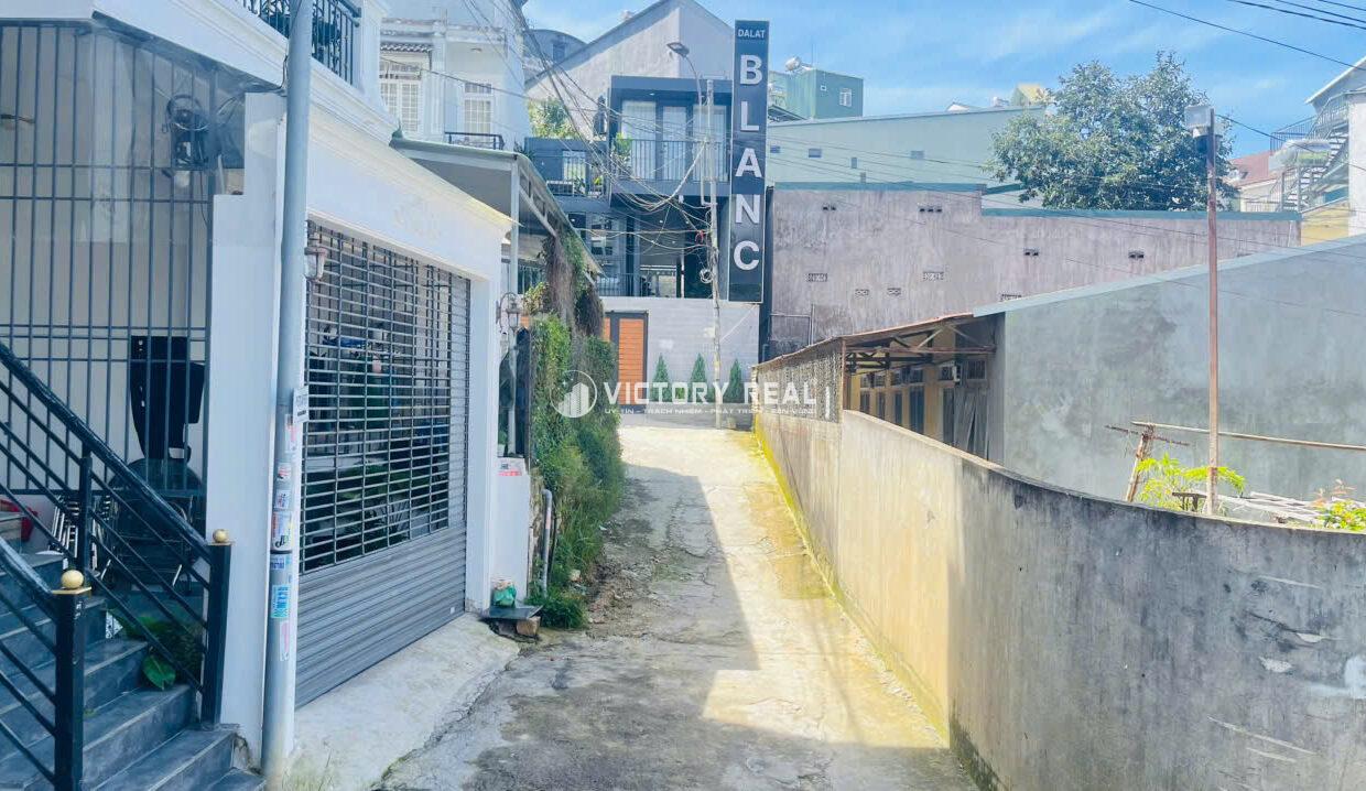 Z7060941133546_67495ef7dfb4082728075c2d86d1c184134035870123660105