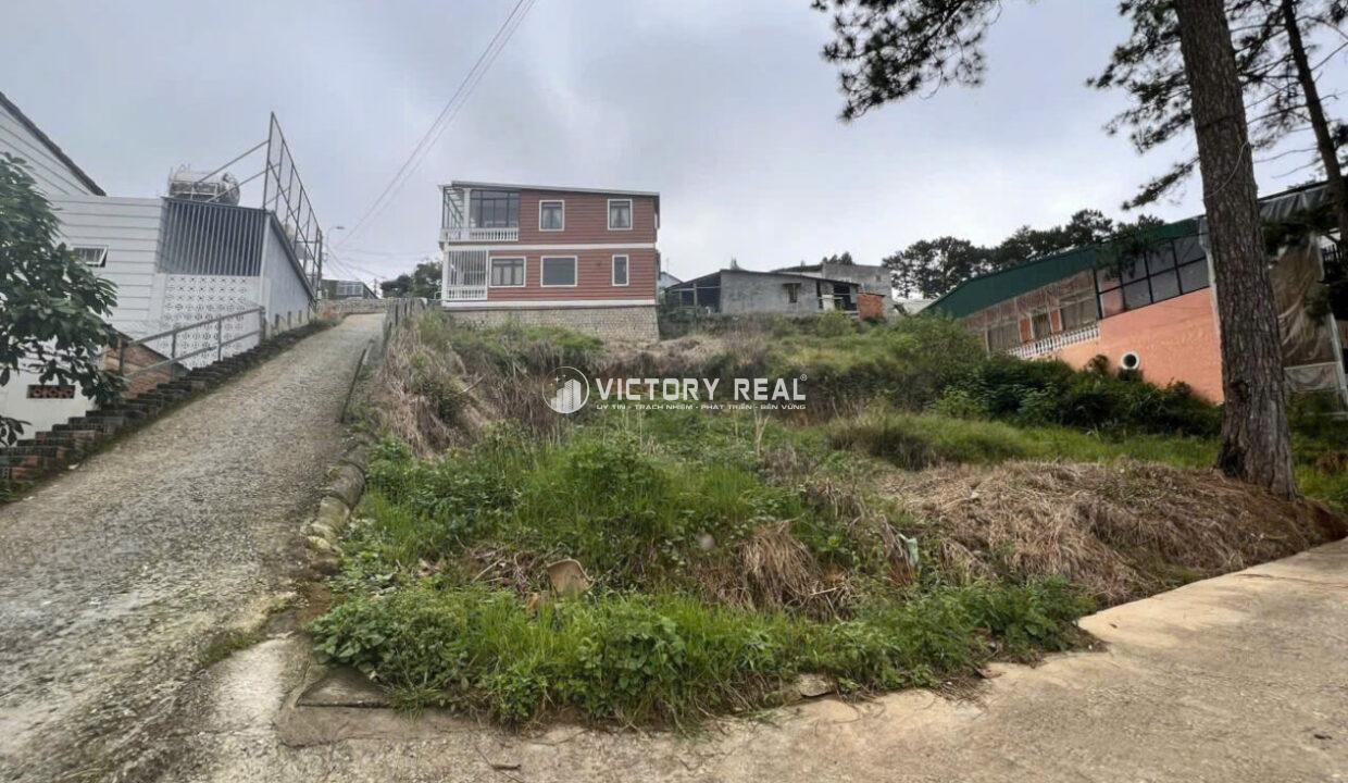 Z7073272558528_dbbded344016a27feea16aecc40b0c88134038637162179712081200