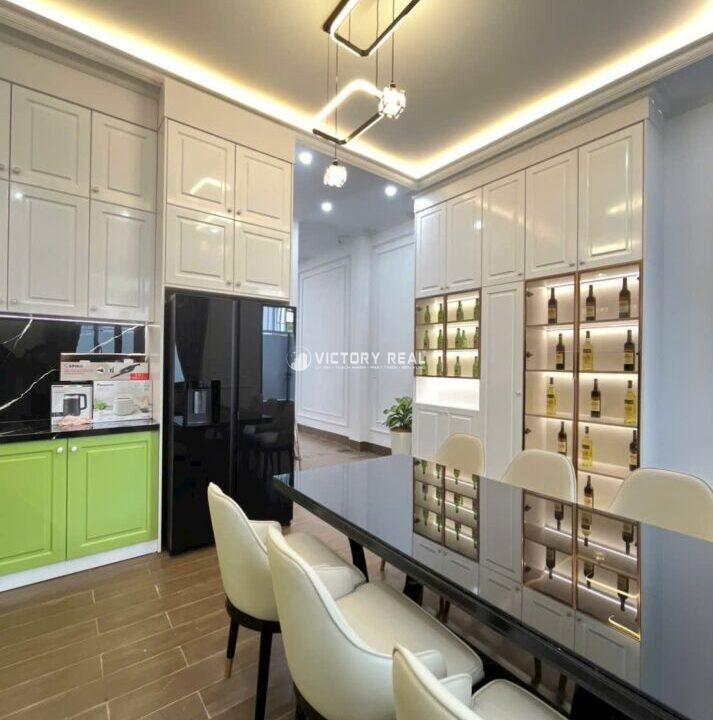 Z7098864093543_290ed9b8c6a8034ecb281b5403665c28134045536984989066