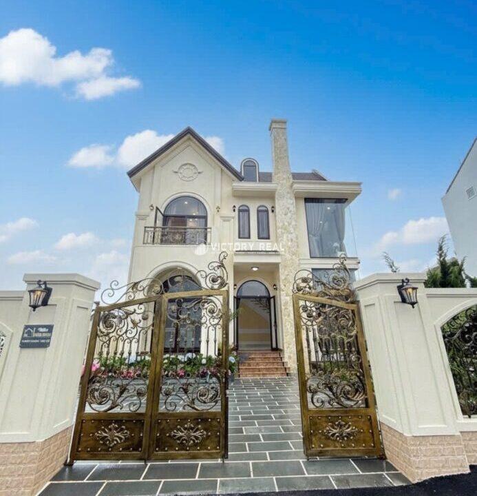 Z7124842524658_37627bd3bab515a55d5c5746bd222757134051365281275020