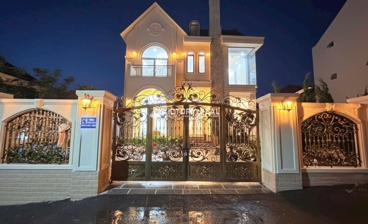 Z7124842593674_7ca0442209de40f1e6c1e2481b4faed8134051365331662768