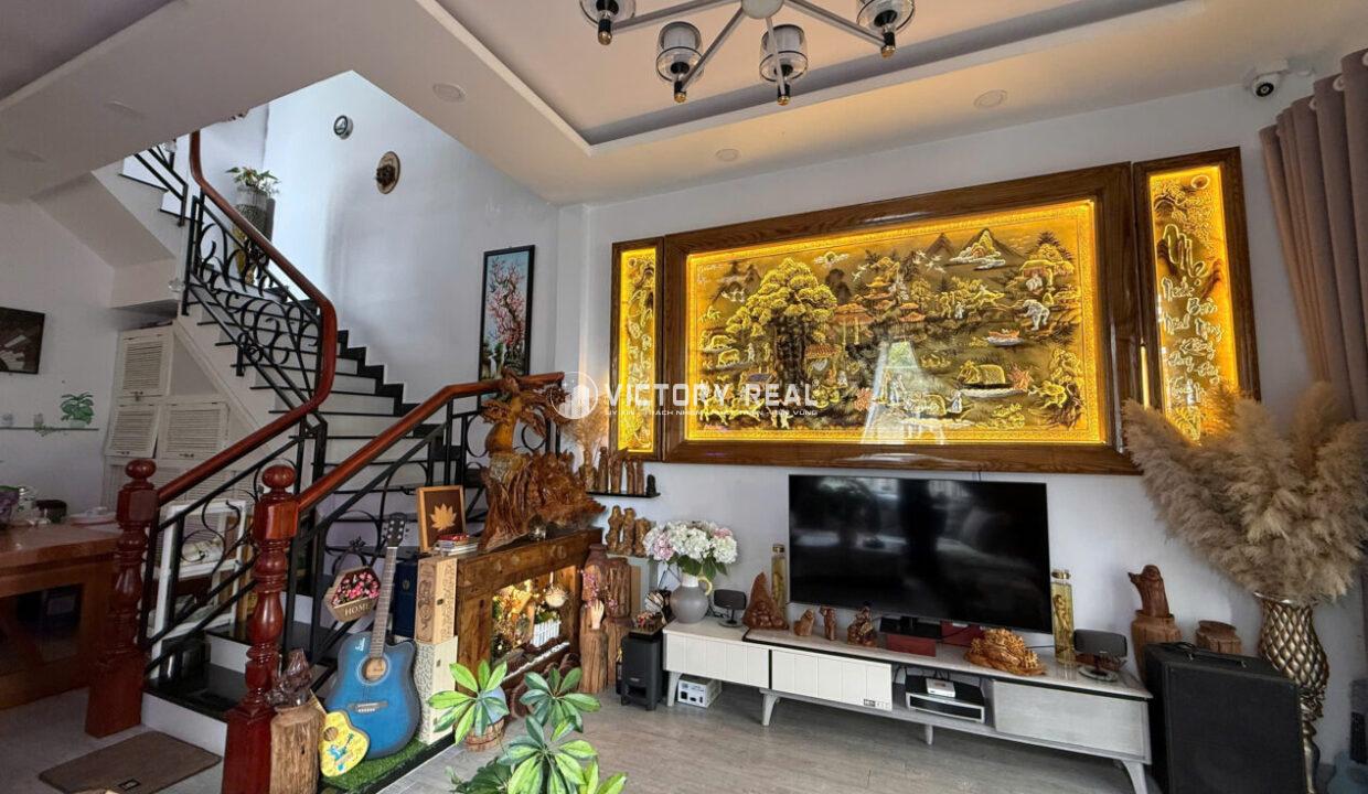 Z7183791137699_8d513ca2b9f54b91ffe5b936cc8c89cf134066253065293925