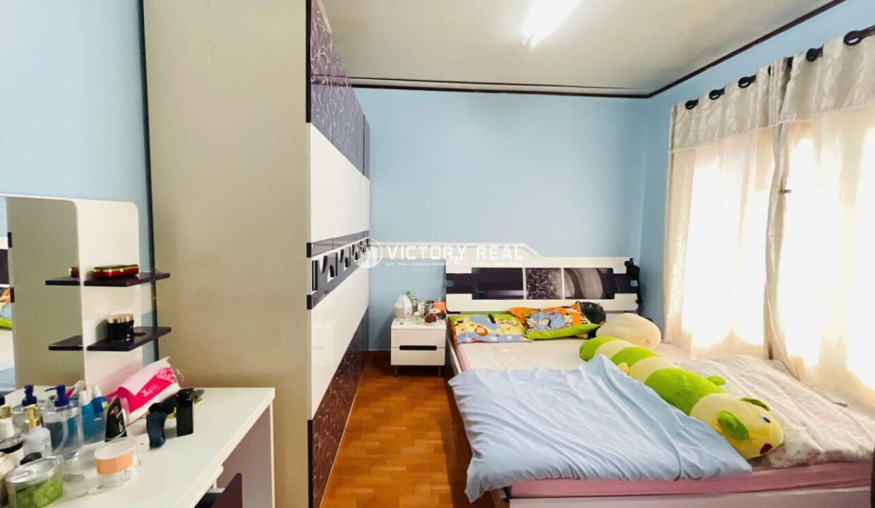 Z7215121988062_d7d4057cad5a1809a34f41717a36b6b3134074037945056773