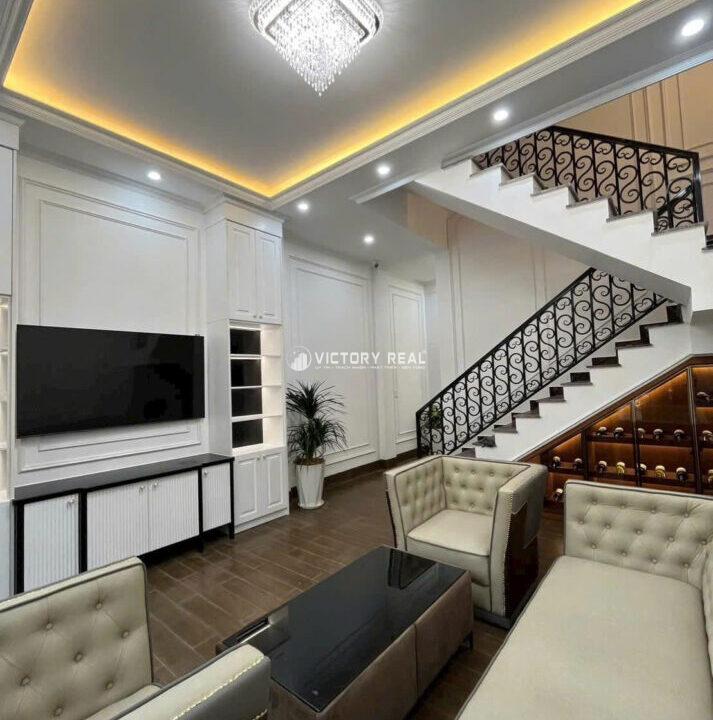 z7125003681118_1253e06a2f47faed6cea208e261d3761