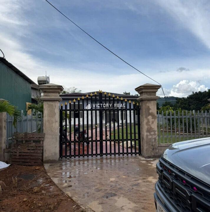 z7184305665655_b95e3266356acb56abba487501df6194