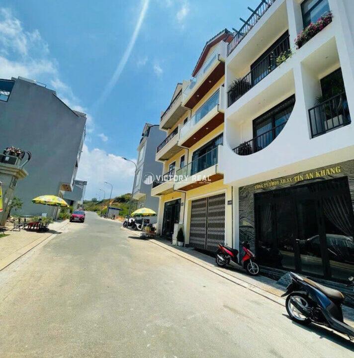 z7186695594365_f04f60bfdb54d2e3737325890aae0699