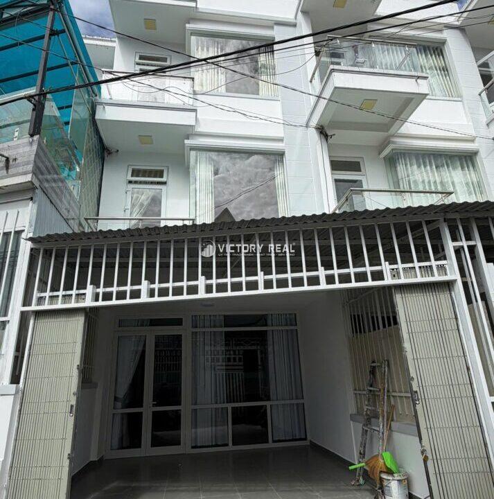 z7233207302914_f493383ab719191234e675ad27aac411